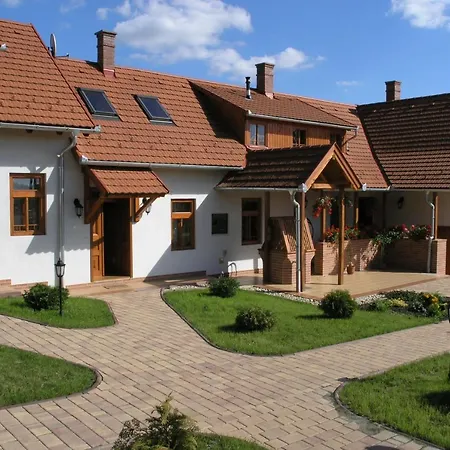 Gasthof Faluszeli Vendeghaz - Boncz Porta