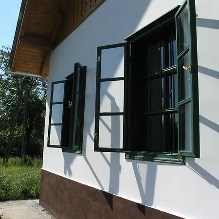 Guest house Faluszeli Vendeghaz - Boncz Porta