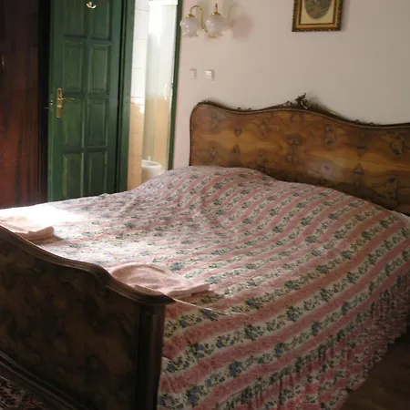 Pensión Faluszéli - Boncz Porta 3*