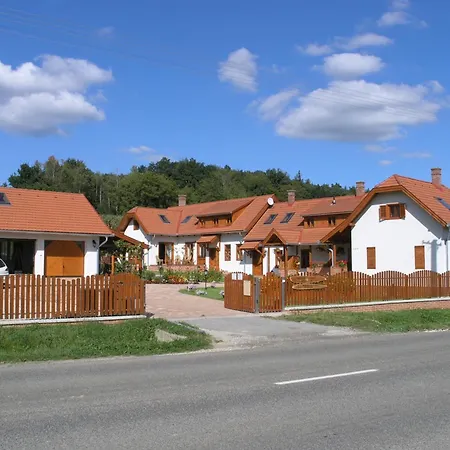 Faluszéli - Boncz Porta 3*