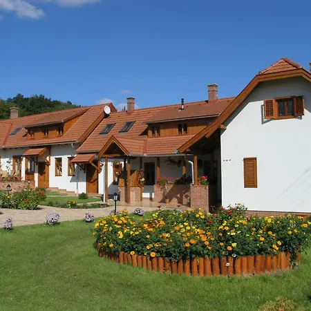 Faluszeli Vendeghaz - Boncz Porta Nagyrakos